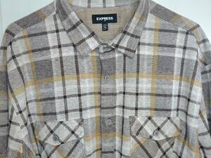 Express Men XXL Plaid Sweater Flannel Shirt NWOT Gray Double Pocket Cabincore